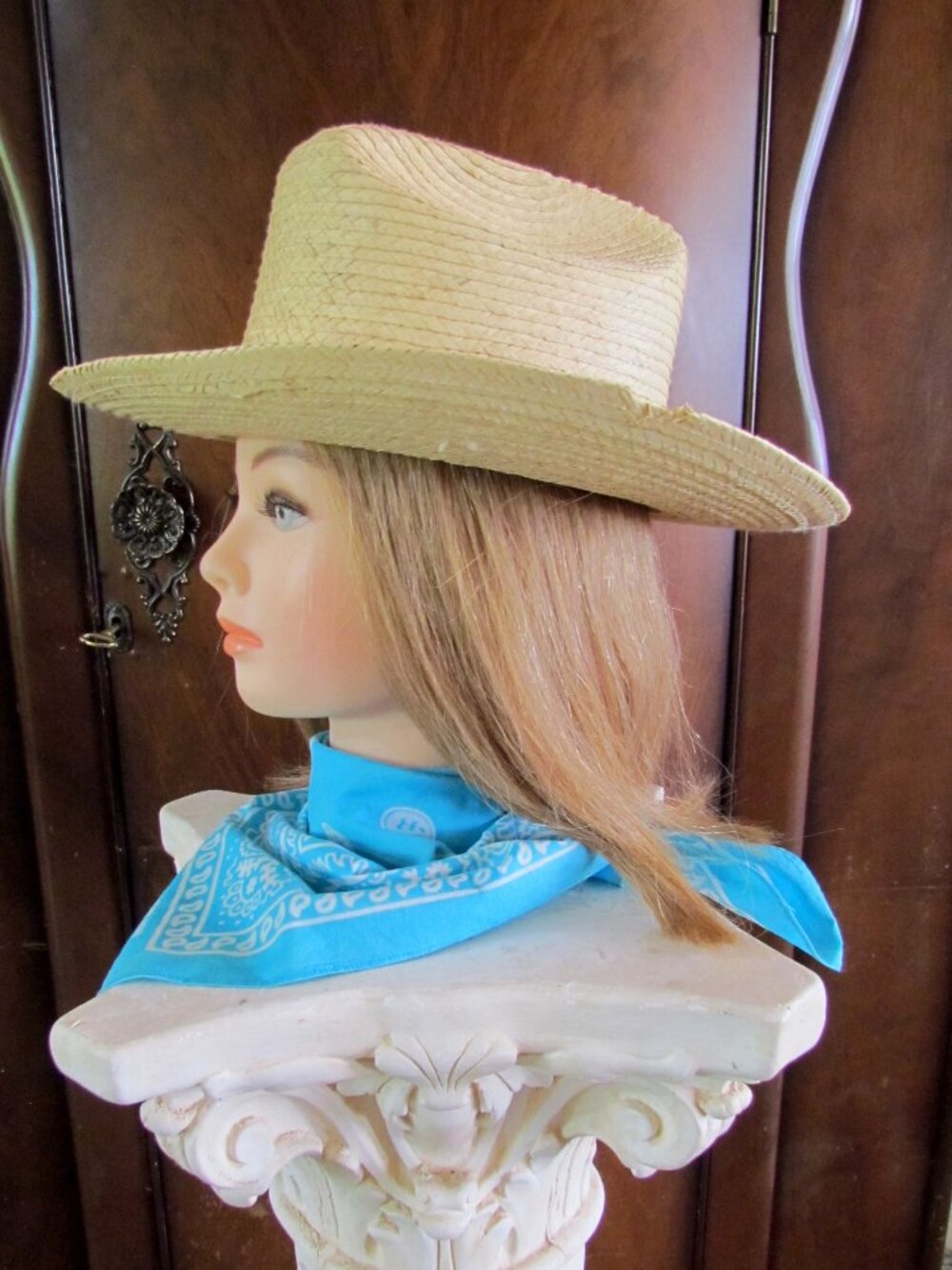 COWGIRL HAT & BANDANA, S, STAY-ON TYPE, BLONDE STRAW; TURQUOISE SCARF, FESTIVAL